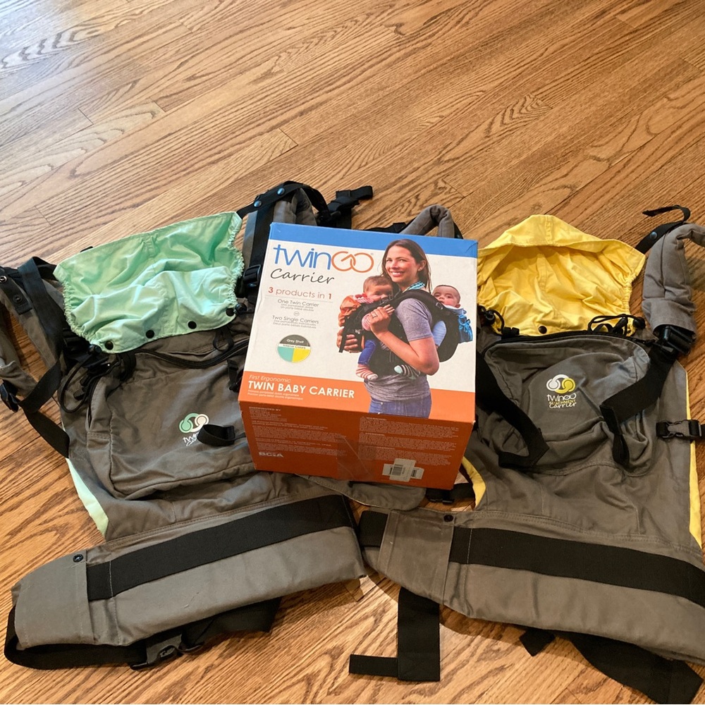TwinGo 3-in-1 Twin Baby Carrier